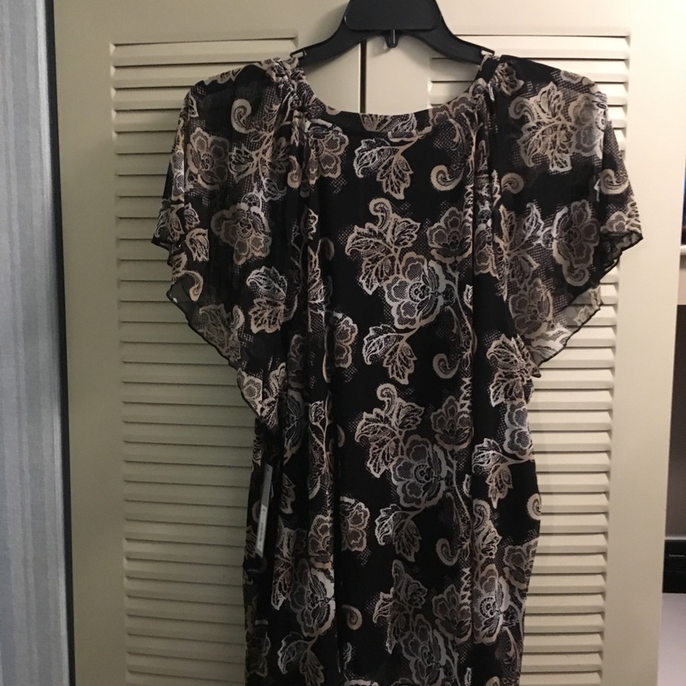 Apt 9 Scoop Neck Short Sleeve Top - Picture 4 of 5